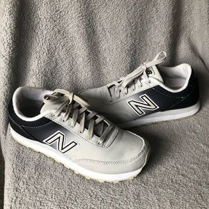 New balance tennis shoes